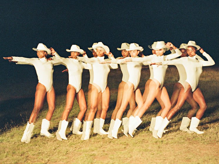 Solange Knowles When I Get Home, reviewed at Riot Material. Listen to tracks while reading the review.