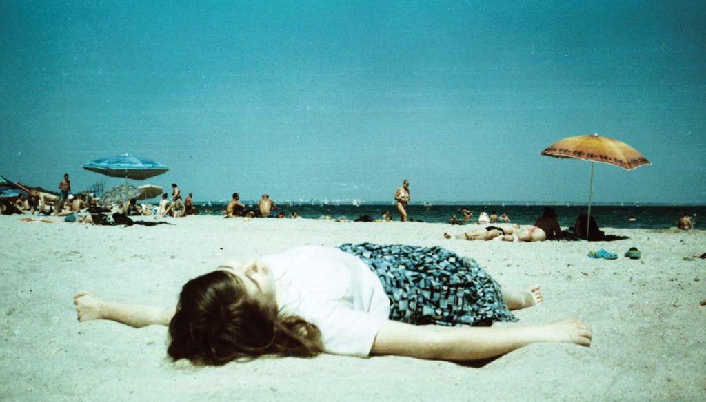 Yelena Moskovich’s Virtuoso, reviewed at Riot Material magazine.
