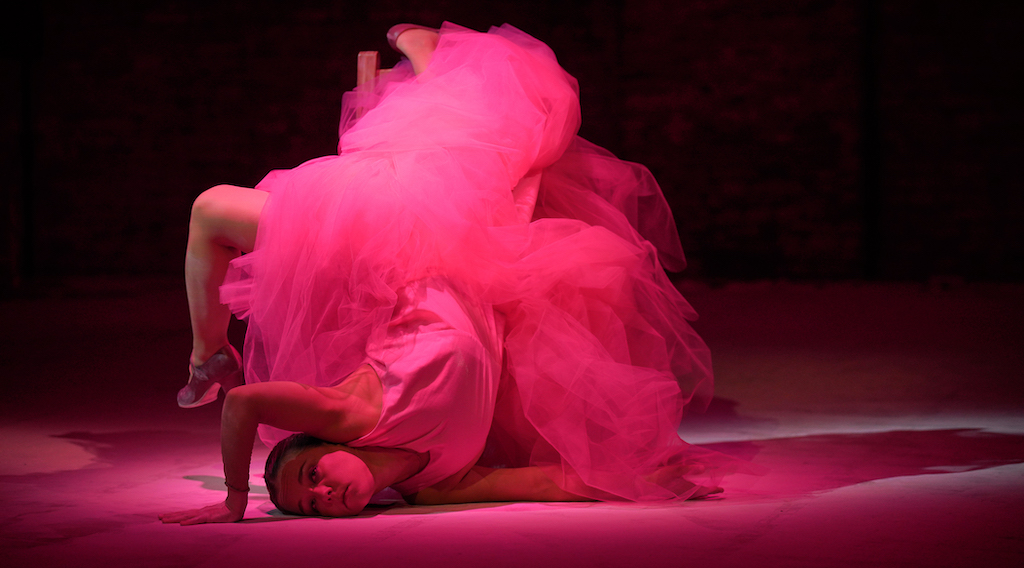 Carnación di Rocío Molina, at Riot Material Magazine.